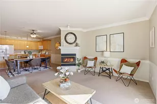 23007 Lakeview Dr, Mountlake Terrace, WA 98043 - Photo 10