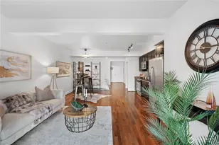 699 John St, Seattle, WA 98109 - Photo 14