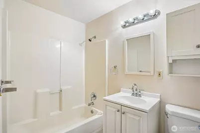 923 16th Street SW, Puyallup, WA 98371 - Photo 16