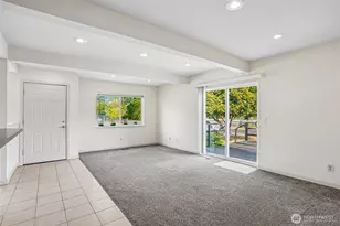 923 16th St SW, Puyallup, WA 98371 - Photo 4