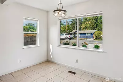 923 16th Street SW, Puyallup, WA 98371 - Photo 8