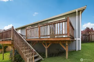 6419 107th Pl NE, Marysville, WA 98270 - Photo 10