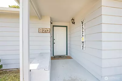 820 W 12th Street, Port Angeles, WA 98363 - Photo 2