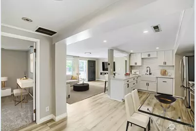 5607 240th Street SW, Mountlake Terrace, WA 98043 - Photo 6