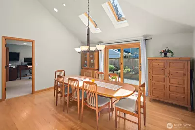 4529 168th Avenue SE, Bellevue, WA 98006 - Photo 18