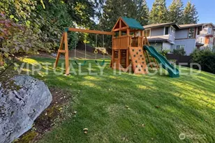 4529 168th Ave SE, Bellevue, WA 98006 - Photo 32