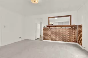 758 S 39th St, Tacoma, WA 88418 - Photo 32