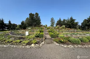 942 E Willow St, Sequim, WA 98382 - Photo 36