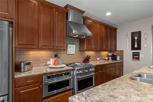 4805 Meriwood Dr NE, Lacey, WA 98516 - Photo 8