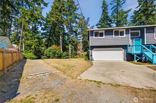 8103 Hawaii Ln, Clinton, WA 98236 - Photo 26
