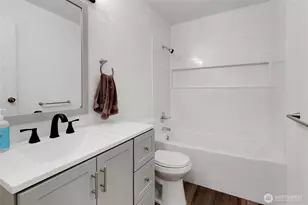 13725 SE 258th Pl, Kent, WA 98042 - Photo 18