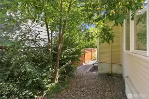 14350 Corliss Ave N, Seattle, WA 98133 - Photo 14