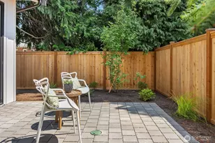 7064 Cleopatra Pl NW, Seattle, WA 98117 - Photo 24