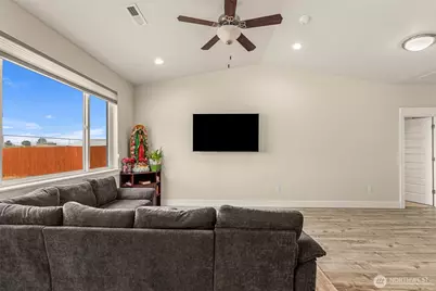 1505 7th Avenue NE, Quincy, WA 98848 - Photo 18