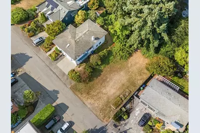 8809 Earl Avenue NW, Seattle, WA 98117 - Photo 36