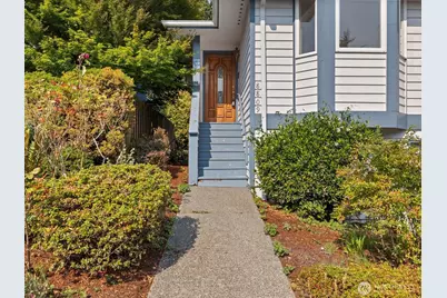 8809 Earl Avenue NW, Seattle, WA 98117 - Photo 2