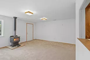 8809 Earl Ave NW, Seattle, WA 98117 - Photo 22