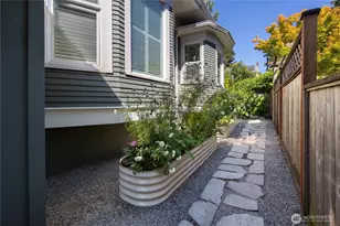 716 32nd Ave, Seattle, WA 98122 - Photo 38