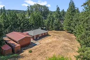 14410 Issaquah-Hobart Road Southeast, Issaquah, WA 98027 - Photo 2