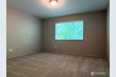 405 118 Street E, Tacoma, WA 98445 - Photo 10