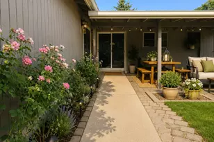 31245 9th Ave S, Federal Way, WA 98003 - Photo 2