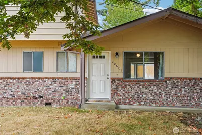 20601 Church Lake Drive E, Bonney Lake, WA 98391 - Photo 2