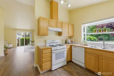 5220 77th Street W #8, Lakewood, WA 98499 - Photo 14