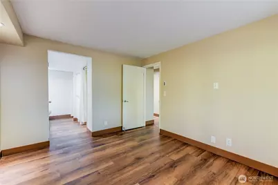 5038 California Avenue SW #1, Seattle, WA 98136 - Photo 12