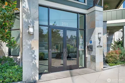 3150 W Government Way #201, Seattle, WA 98199 - Photo 2