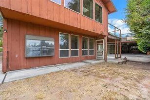 902 66th Ave E, Fife, WA 98424 - Photo 6