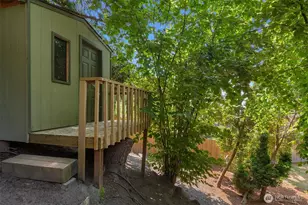 5407 SW Beach Dr Terrace, Seattle, WA 98116 - Photo 34