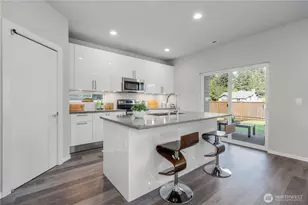 13870 16th Ave E, Tacoma, WA 98445 - Photo 12