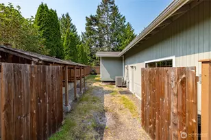 511 Kloshe Way, La Conner, WA 98257 - Photo 32