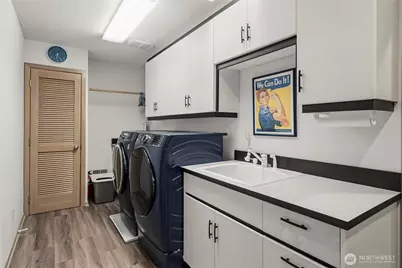 8422 Kaster Drive NE, Bremerton, WA 98311 - Photo 28