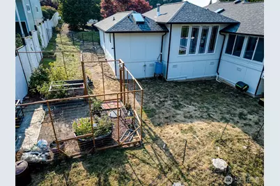 8422 Kaster Drive NE, Bremerton, WA 98311 - Photo 32
