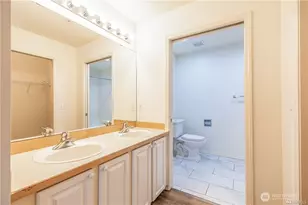 23790 SE Summerhill Ln, Issaquah, WA 98029 - Photo 12