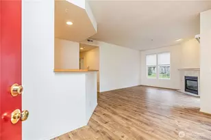 23790 SE Summerhill Ln, Issaquah, WA 98029 - Photo 2