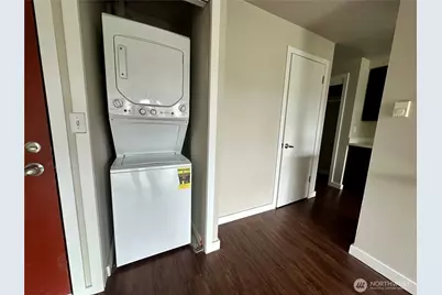 2515 Thorndyke Avenue W, Seattle, WA 98199 - Photo 8