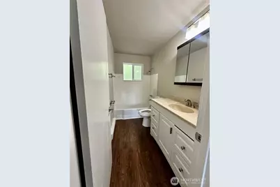 2515 Thorndyke Avenue W, Seattle, WA 98199 - Photo 10