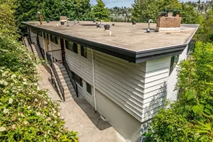 2515 Thorndyke Ave W, Seattle, WA 98199 - Photo 4