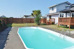 1102 Fairwood Dr SW, Ocean Shores, WA 98569 - Photo 2
