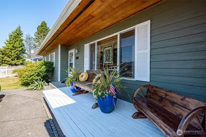 217 Puget Street, Sedro Woolley, WA 98284 - Photo 6