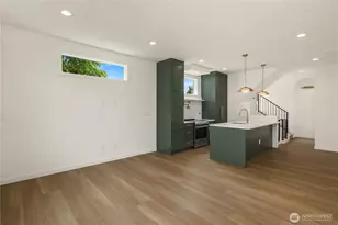 3638 Greenwood Ave N, Seattle, WA 98103 - Photo 6