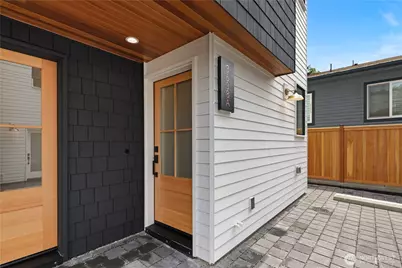 3638 Greenwood Avenue N #A, Seattle, WA 98103 - Photo 2