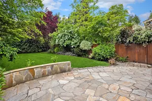 1905 NE 125th St, Seattle, WA 98125 - Photo 22