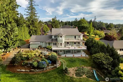 404 Lilac Drive, Mount Vernon, WA 98273 - Photo 2