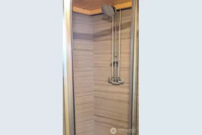 624 W Ewing Street, Seattle, WA 98119 - Photo 14