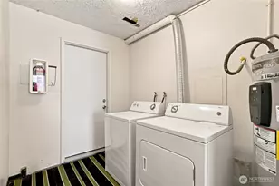 412 Mill Ave S, Renton, WA 98057 - Photo 20