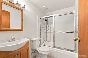 412 Mill Ave S, Renton, WA 98057 - Photo 16