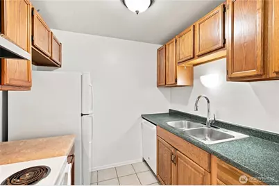 412 Mill Avenue S, Renton, WA 98057 - Photo 12